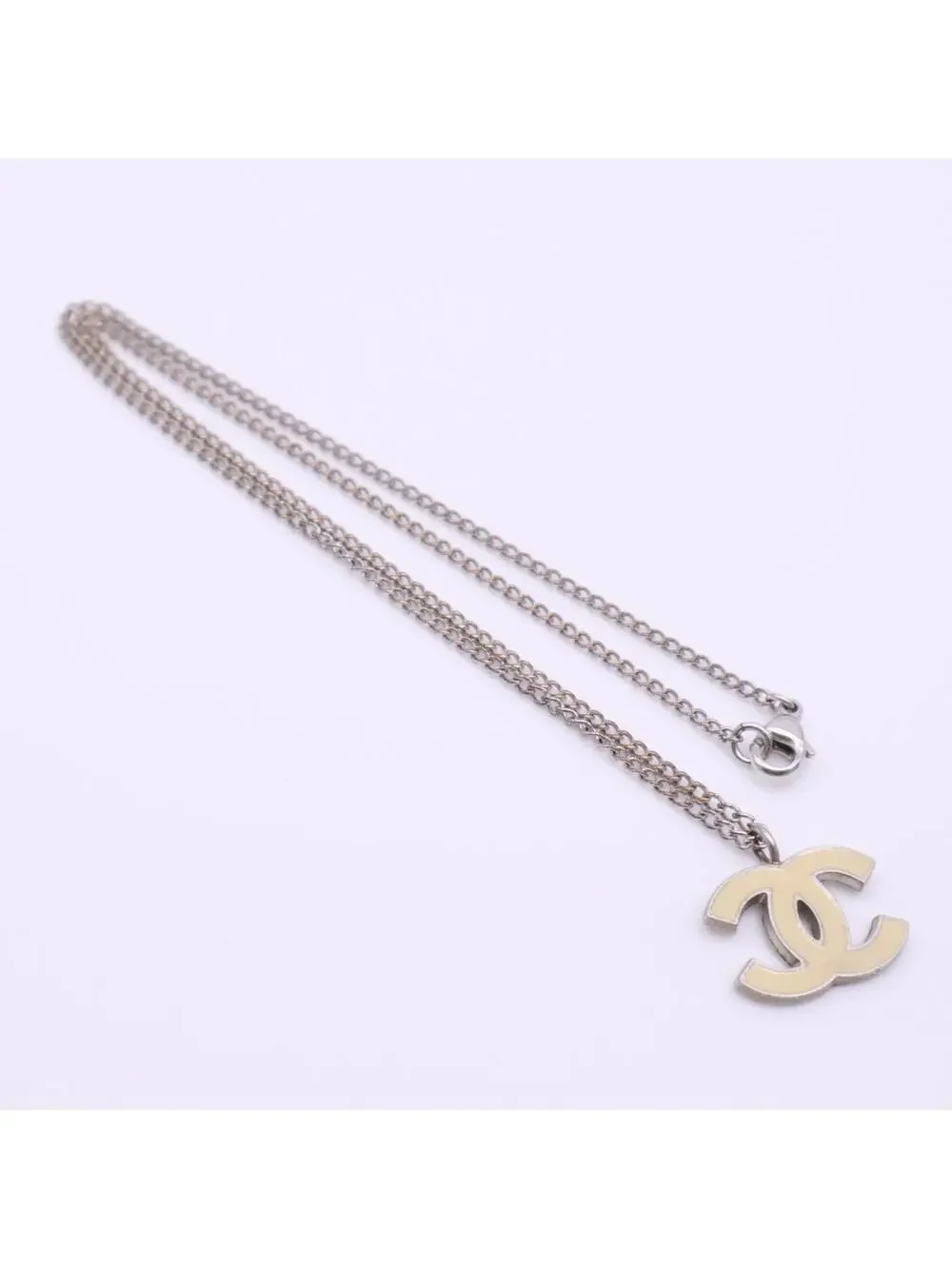 Chanel elevate your